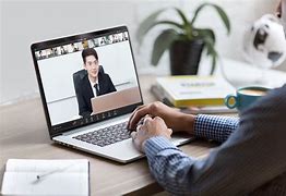 八成遠程辦公者擔憂：如果拒絕重返辦公室，可能會被解雇