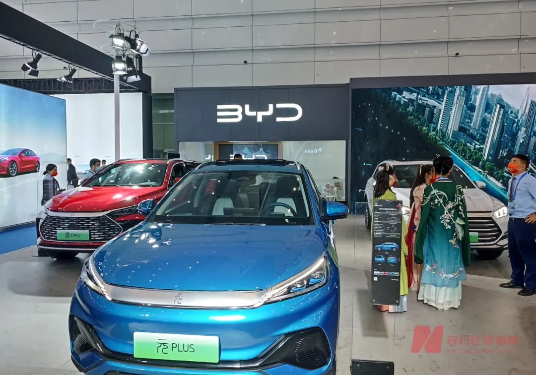 德國公司下單10萬輛比亞迪，德媒：是對德國汽車制造的一記耳光